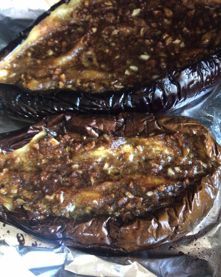 CC招牌菜销魂烤茄子，百吃不厌！