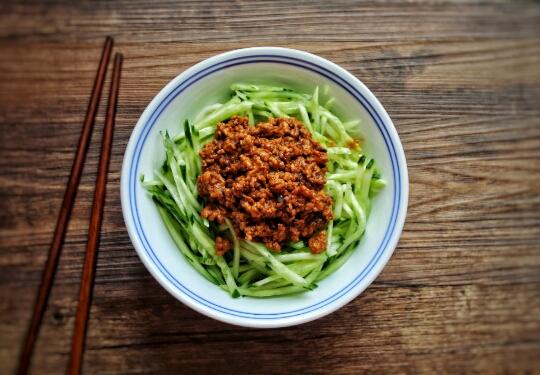 家乡味道，爸爸的炸酱面