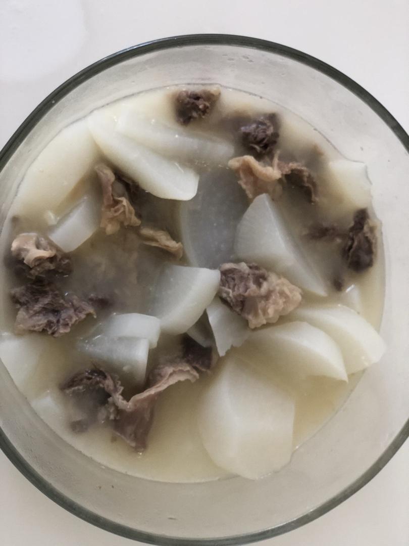 清炖牛肉萝卜汤
