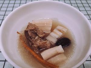 莲藕排骨汤（北芪党参）—电饭煲的做法 步骤7