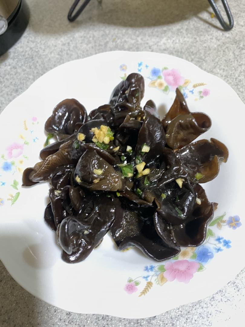 凉拌黑木耳