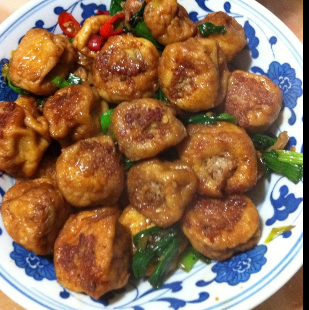 油豆腐塞肉