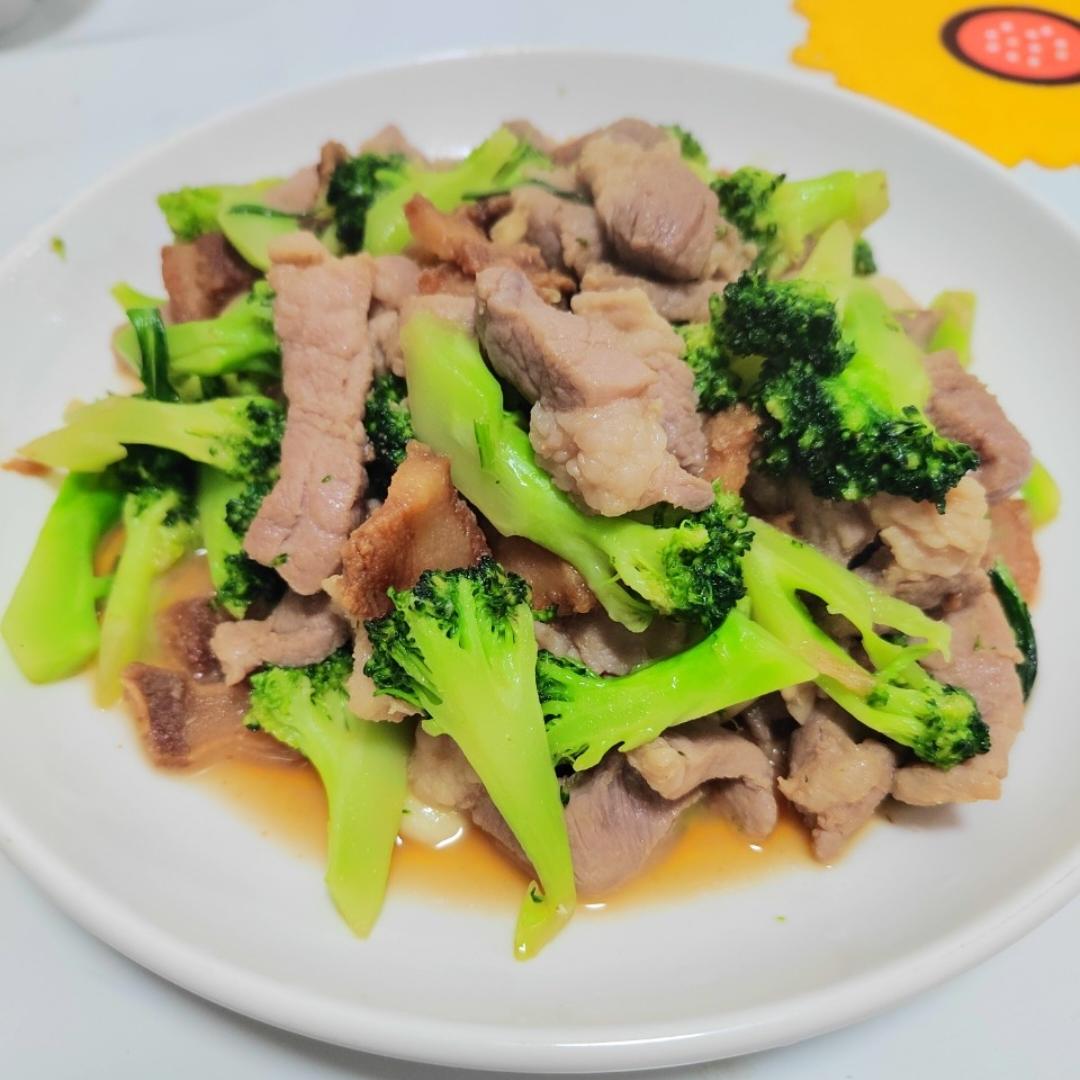 娃爱吃的清炒西兰花🥦