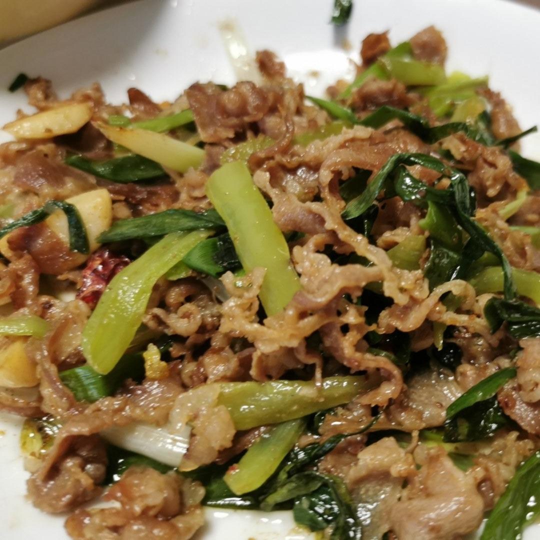 爆炒羊肉卷