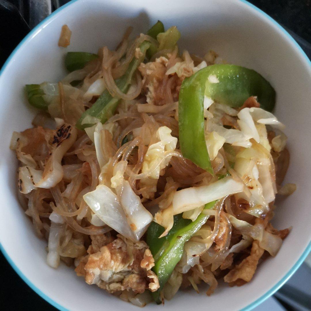 爱吃牌！粉条包菜炒蛋