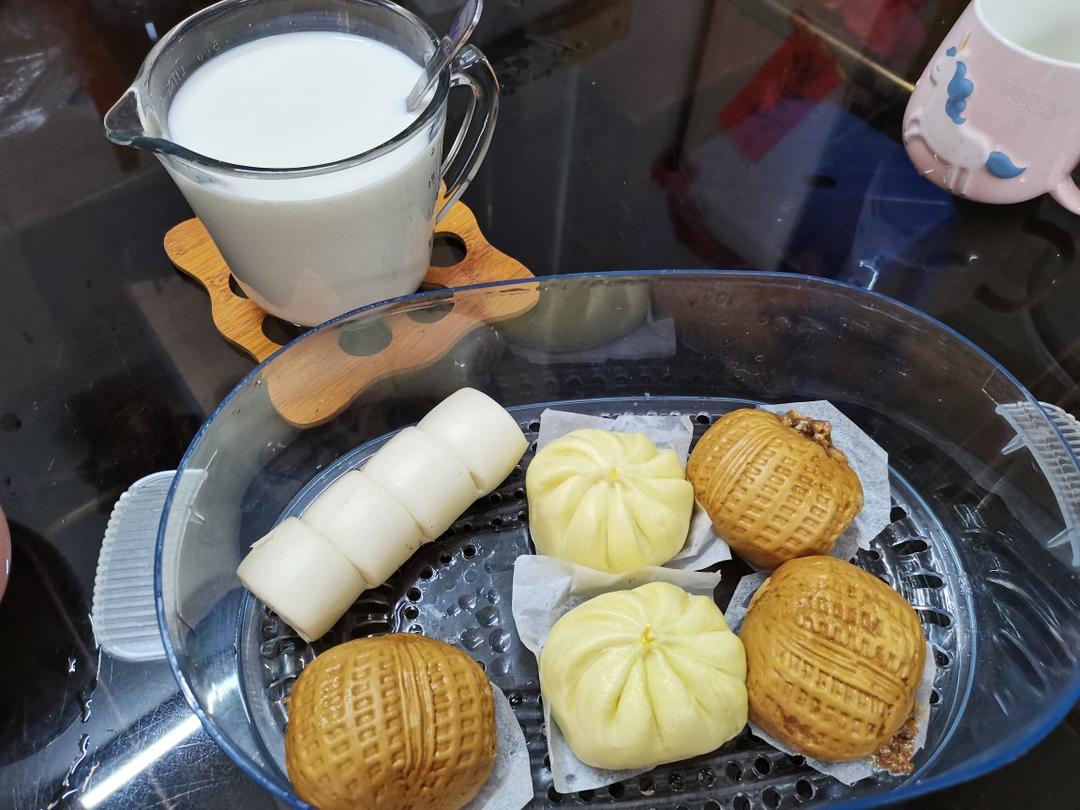 大兰的早餐桌