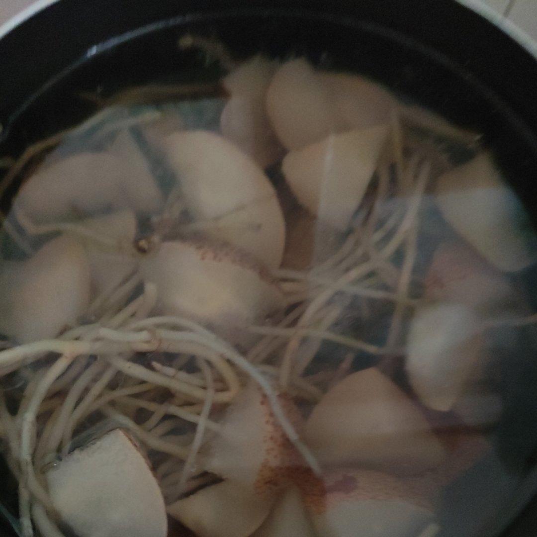 折耳根（鱼腥草）雪梨水