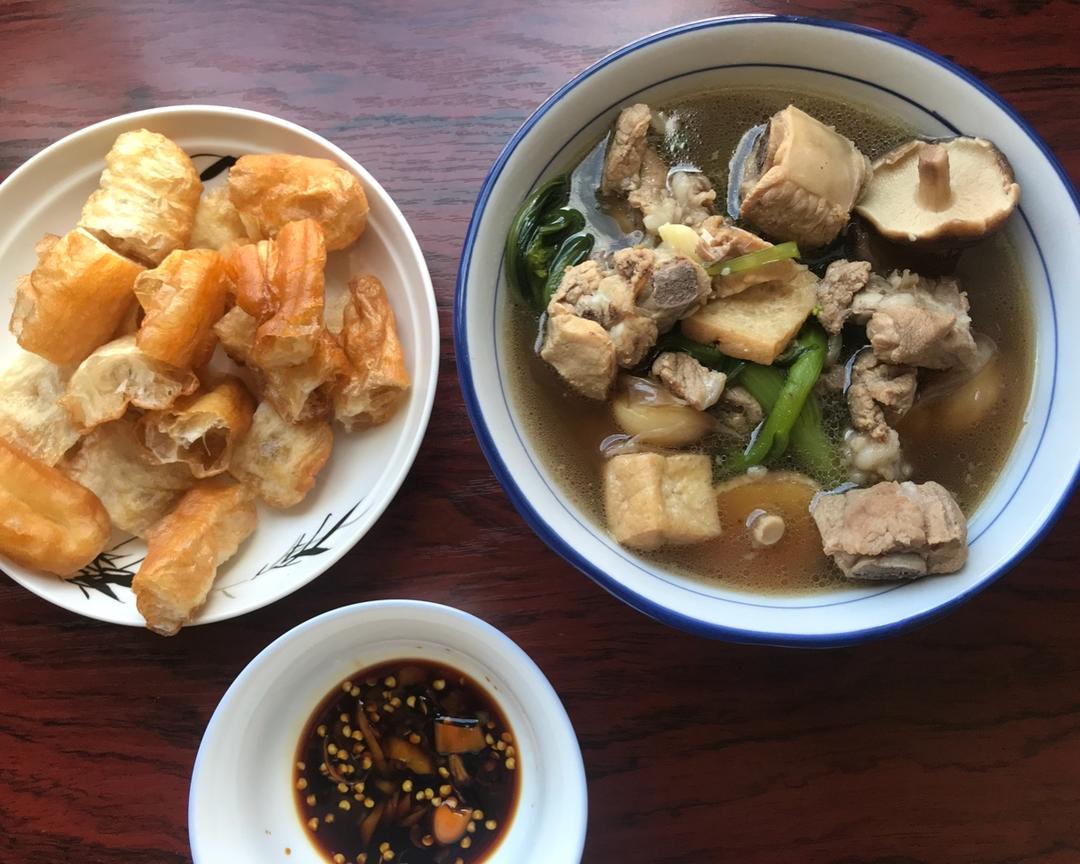 Bak-Kut-Teh 新加坡肉骨茶