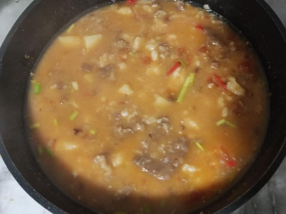 【饭】番茄土豆肥牛面糊的做法 步骤8