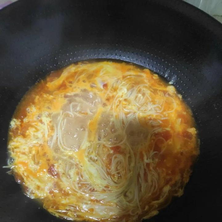 番茄鸡蛋挂面汤