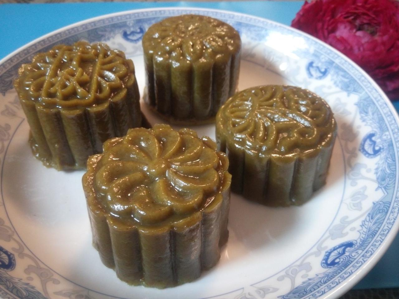 【圆满素食】去湿佳品 | 艾叶糯米糕（清明粑）