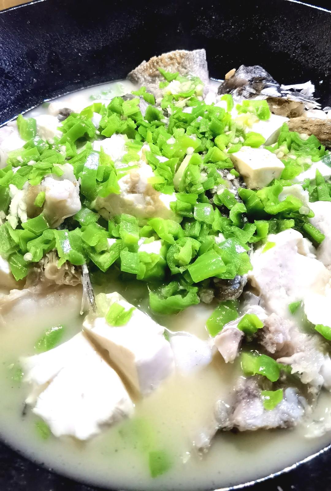 青椒焖鱼块｜家常好菜