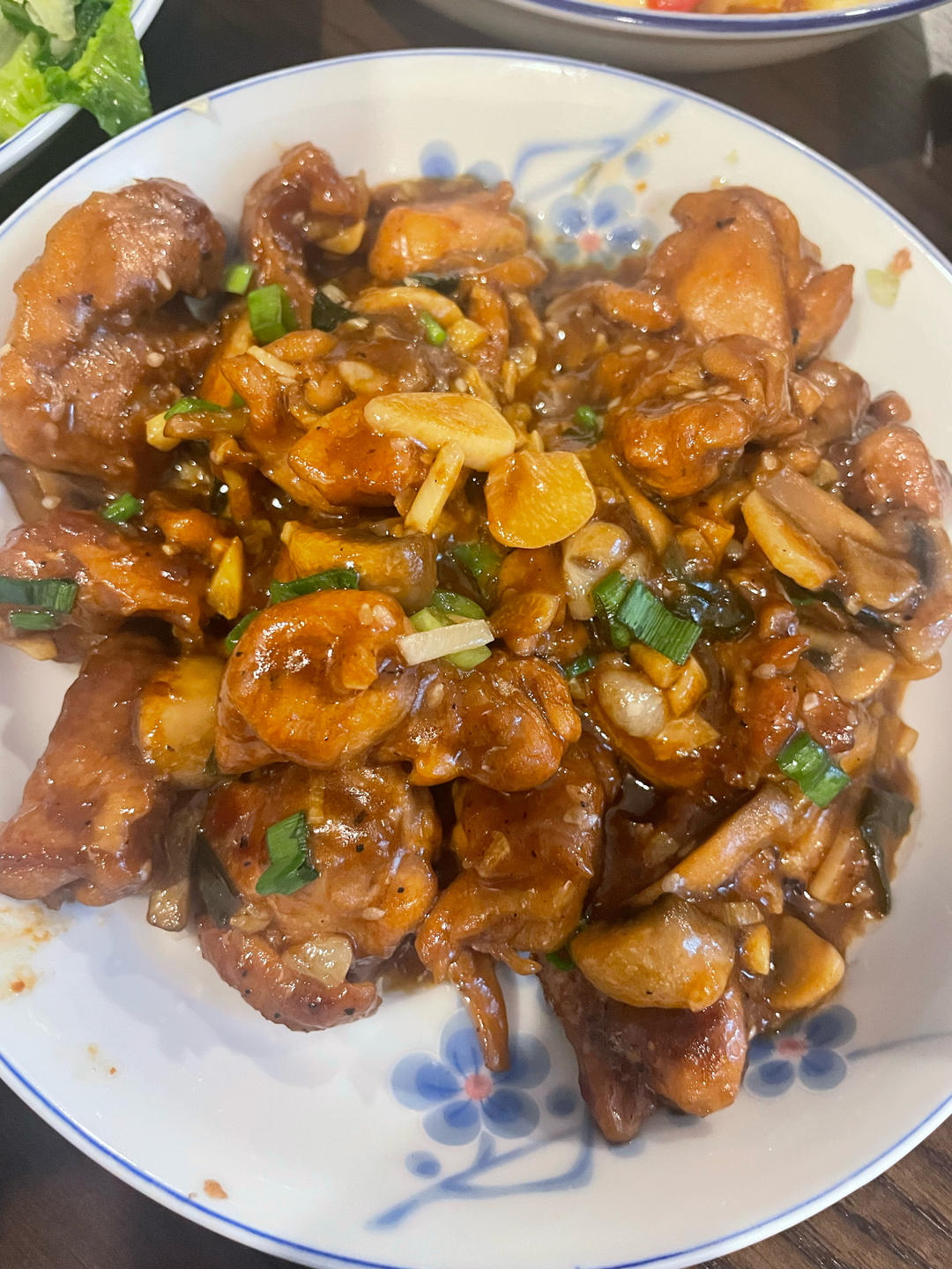 口蘑蒜香鸡腿肉