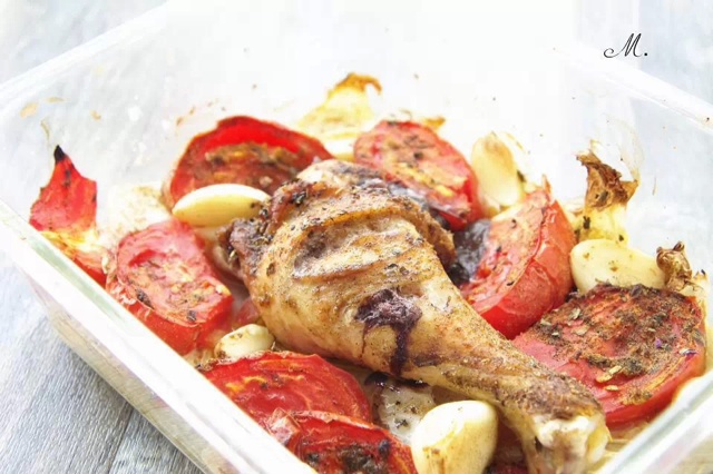 迷迭香番茄烤鸡腿/Roast chicken legs with rosemary and tomatoes