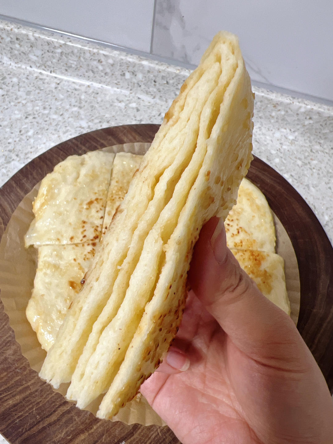 芝麻发面千层饼 柔软层多 做法简单 附细节视频详解