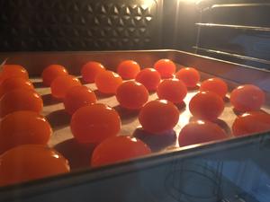 咸鸭蛋，腌制咸鸭蛋以及蛋黄酥里蛋黄的处理，蛋白的消耗的做法 步骤17