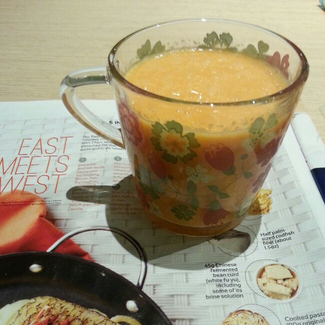 胡萝卜香蕉奶昔