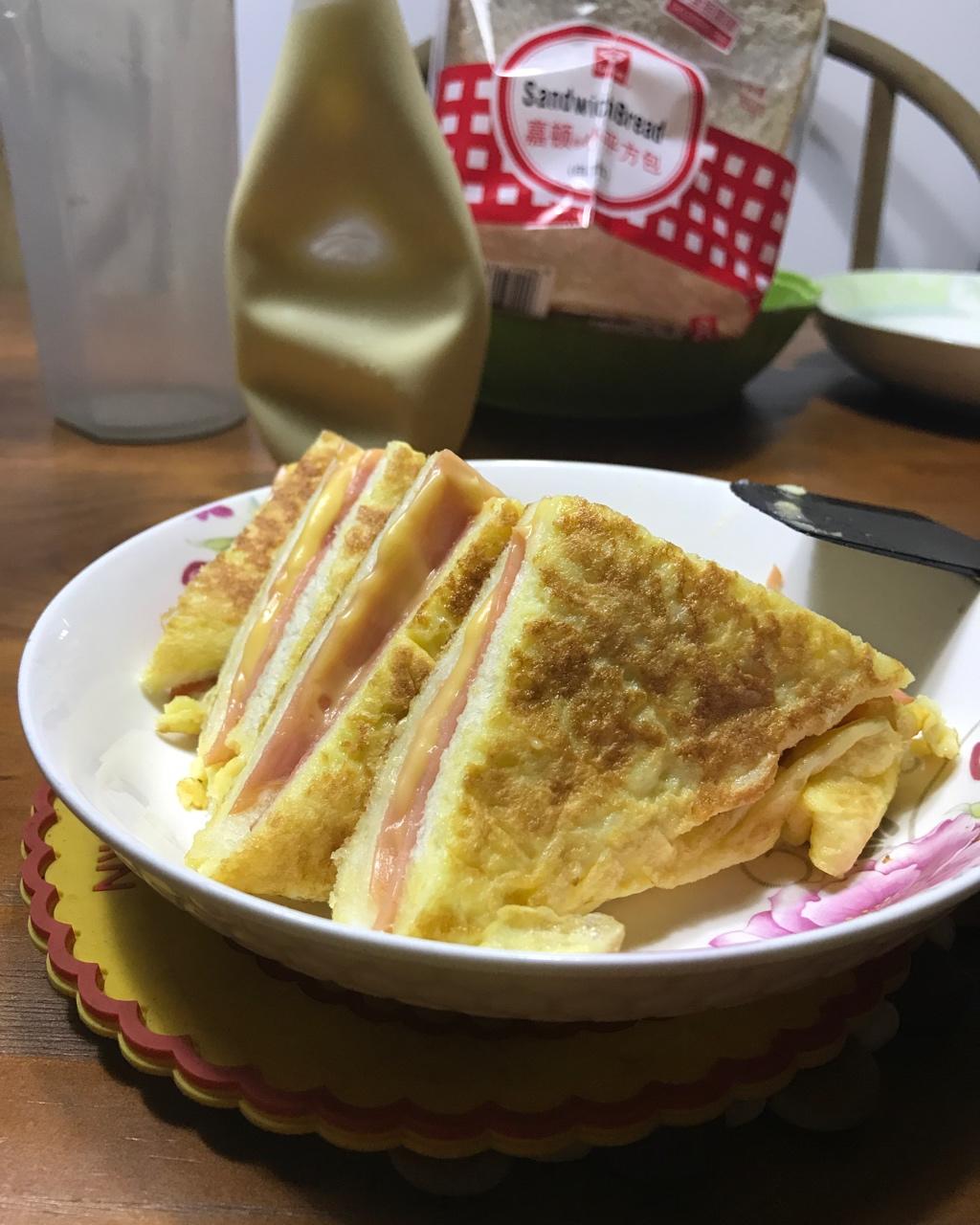 十分钟快手早餐【港式火腿西多士】