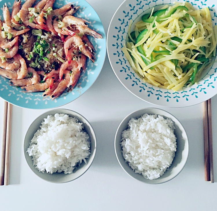 蒜蓉粉丝蒸大虾