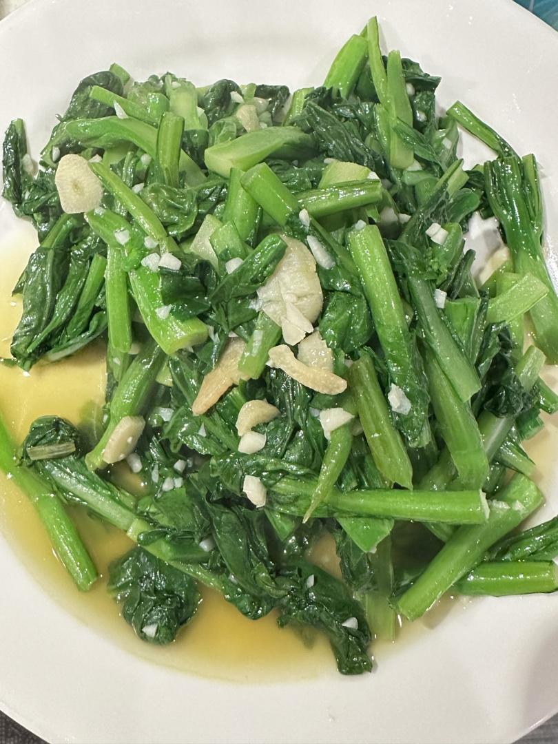 五星级酒店的蒜蓉青菜原来是这么制作的：蒜蓉芥蓝