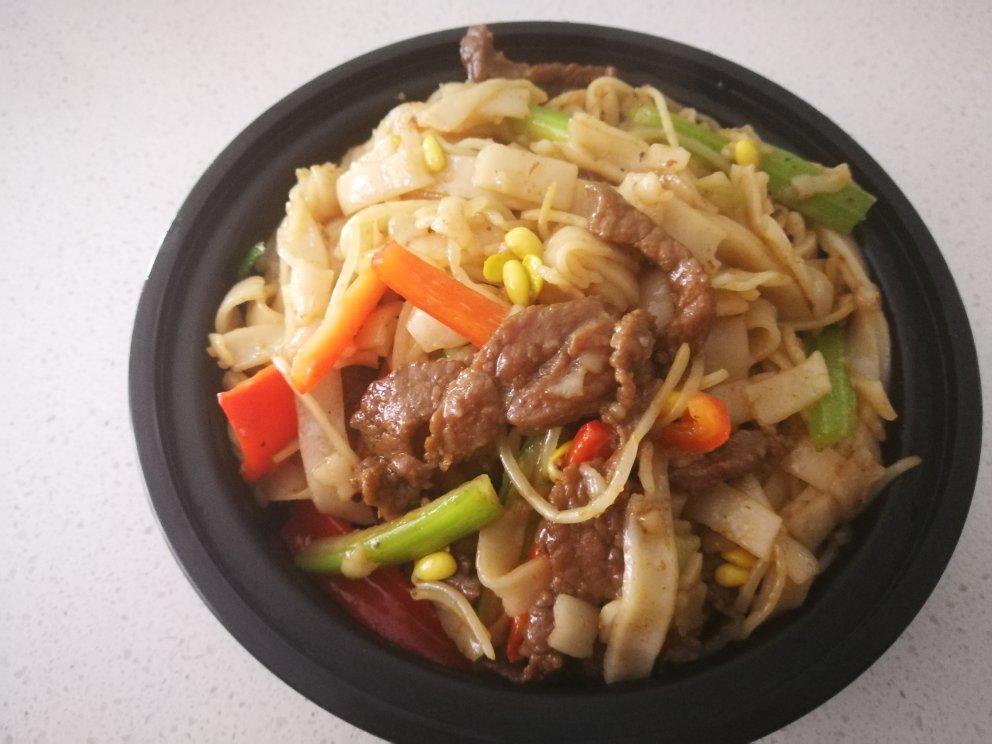 港式茶餐厅的干炒牛河