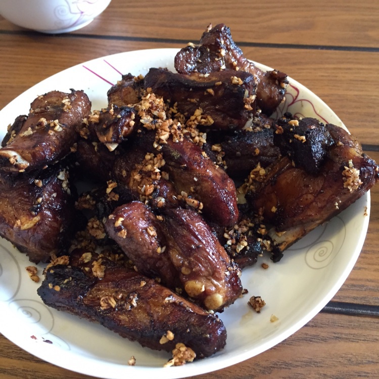 金牌蒜香排骨