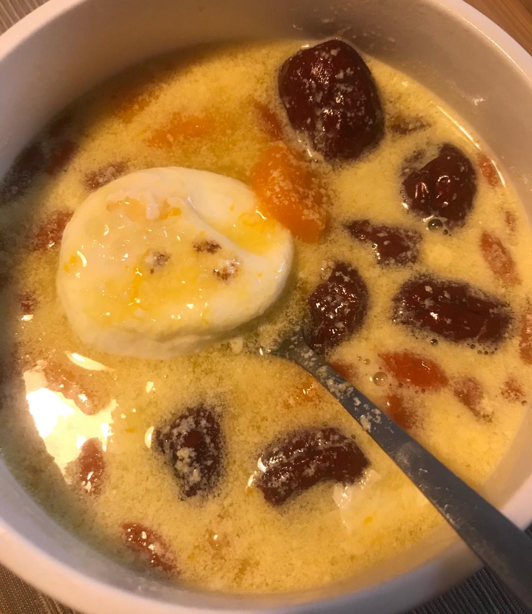 红糖米酒煮鸡蛋
