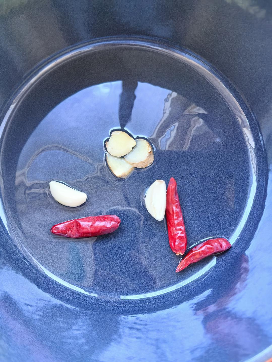 番茄炖带骨牛腩—Staub珐琅铸铁锅