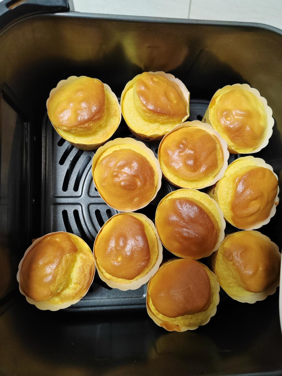 空气炸锅纸杯戚风蛋糕