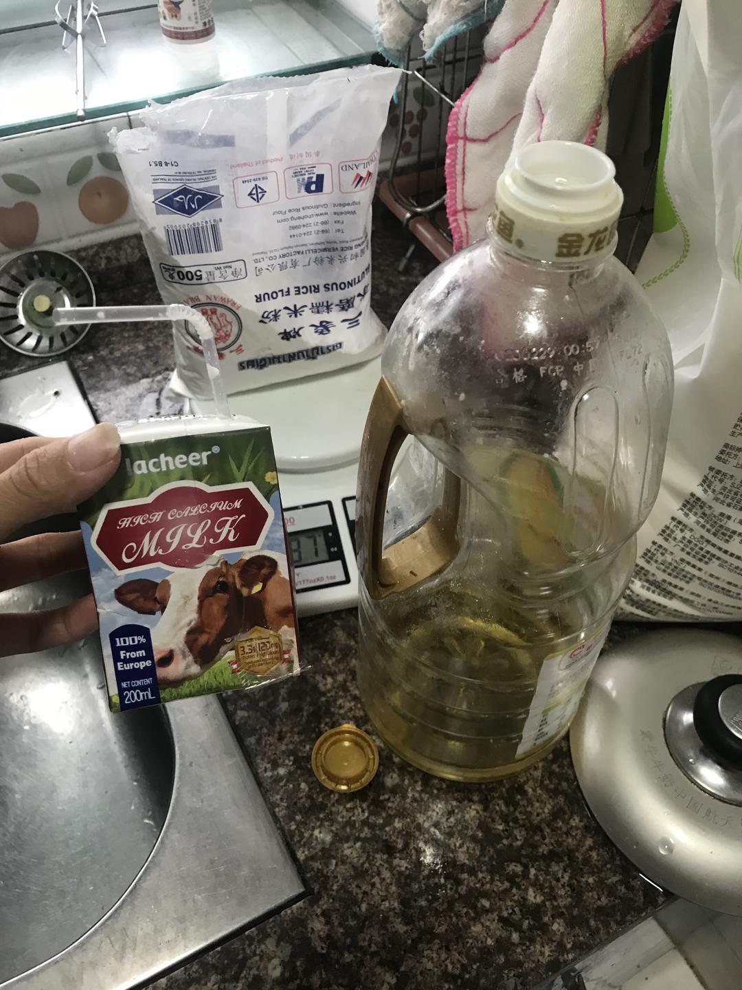 纯奶手撕吐司的做法 步骤1