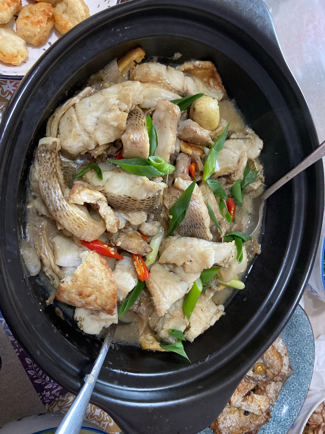 鲜嫩豆腐鲈鱼煲