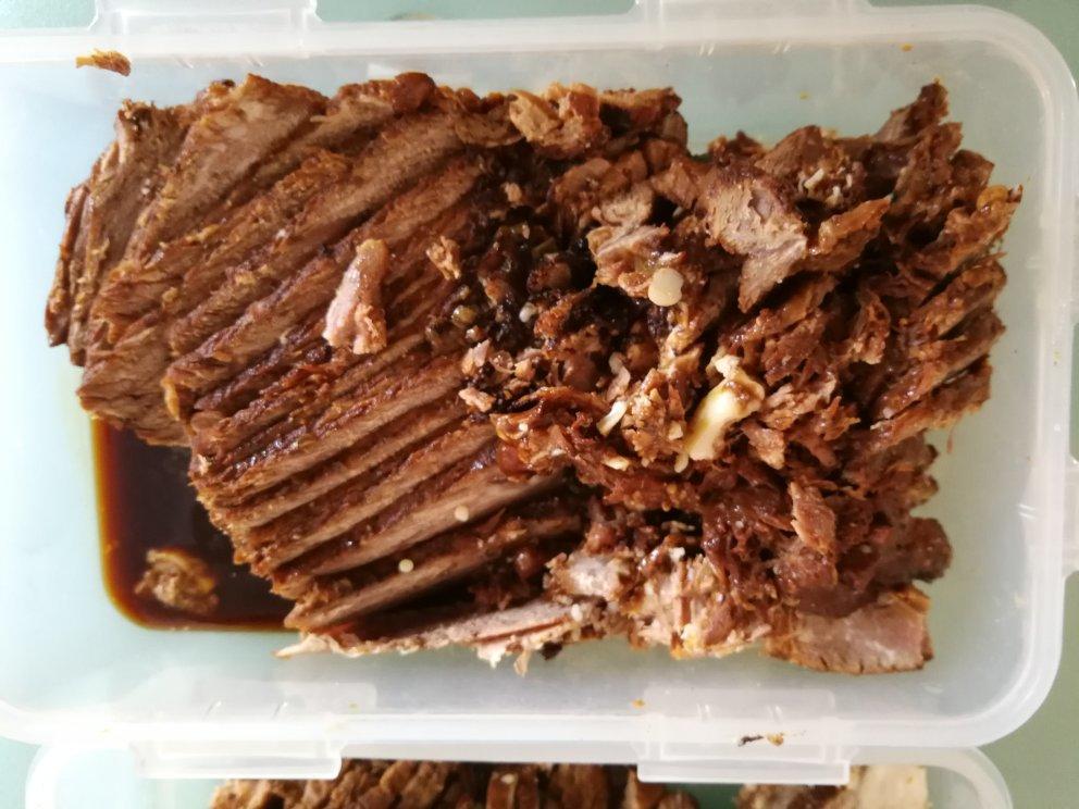 卤牛肉