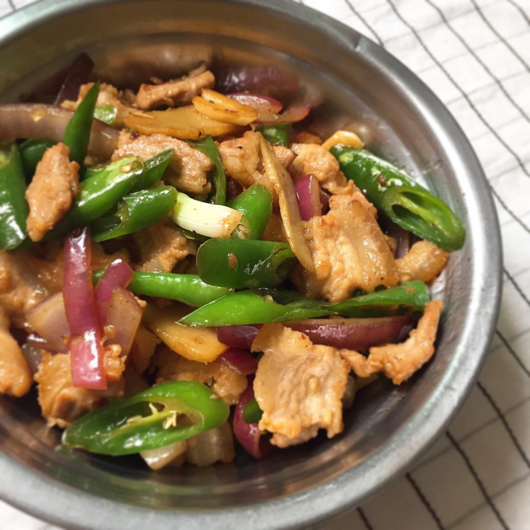 农家小炒肉【记忆中勾魂的油汤】