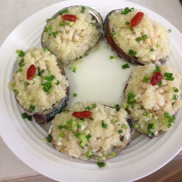 蒜蓉粉丝蒸鲍鱼