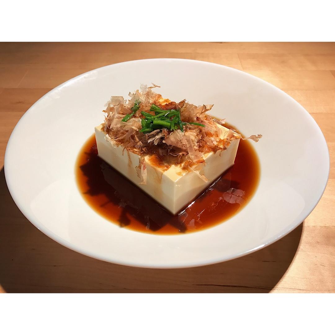 出汁做的冷奴(日式冷豆腐)