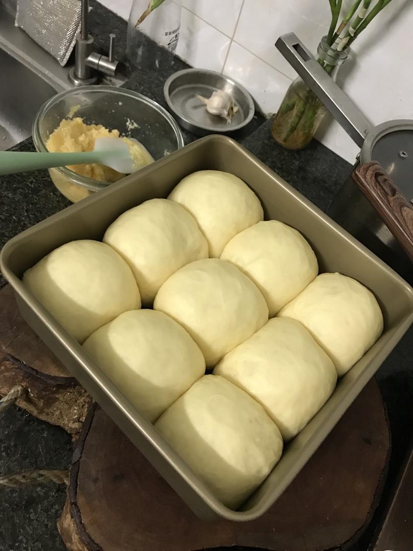 夏季这样做面包，柔软超拉丝，椰蓉餐包