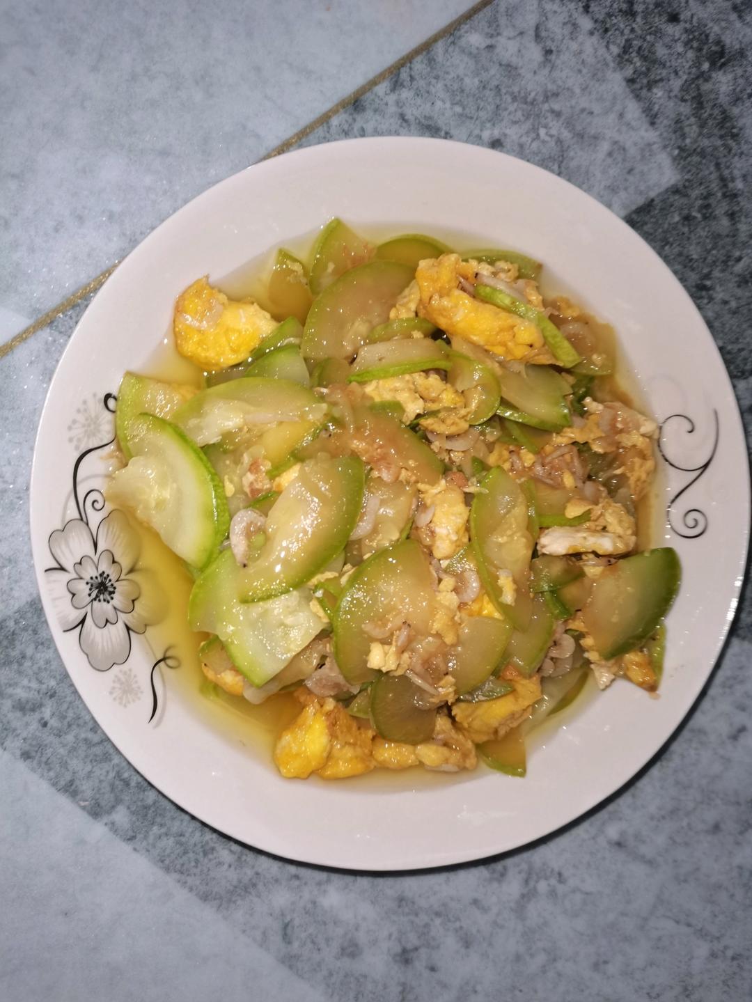 鸡蛋海米炒西葫芦 Dried Shrimp with Zucchini