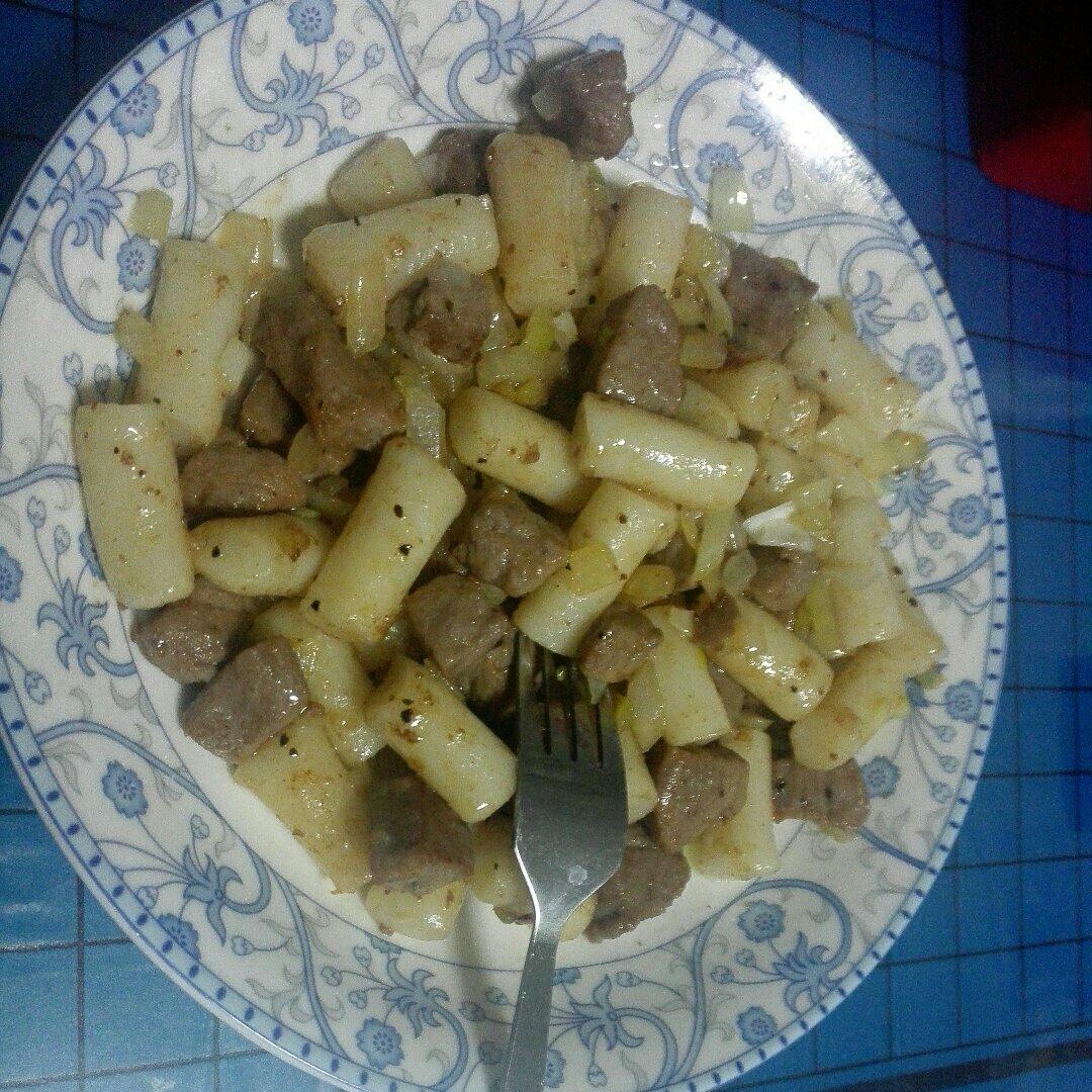 黑椒年糕牛肉粒