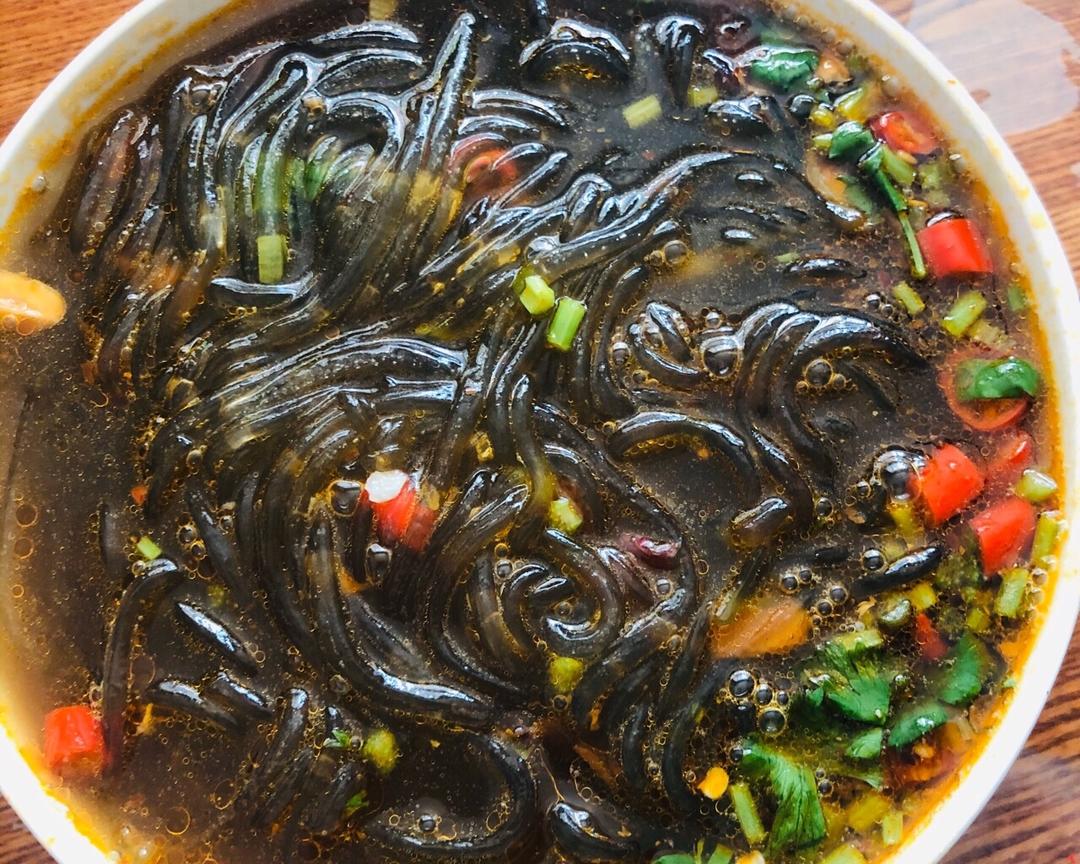 家庭版酸辣粉的做法