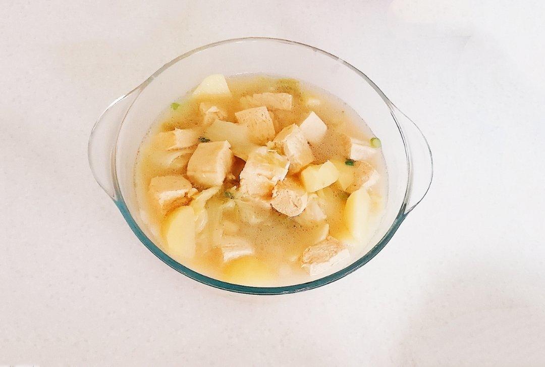 白菜炖冻豆腐