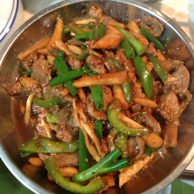 杏鲍菇炒肉丝