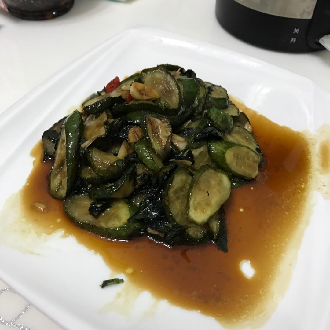 紫苏煎黄瓜