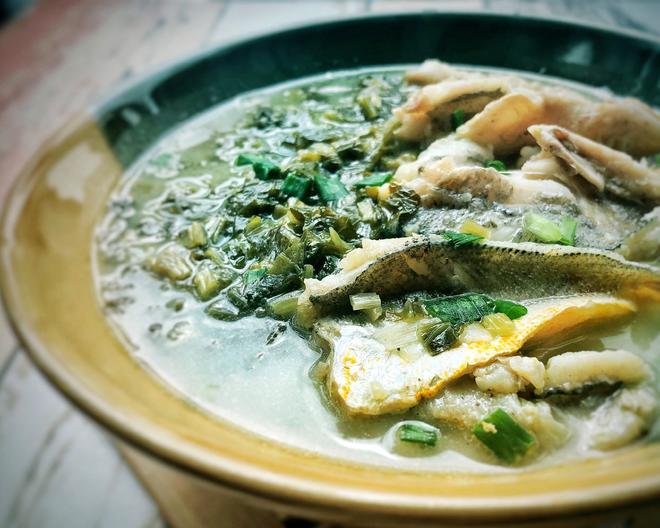 老上海味道—雪菜黄鱼面的做法