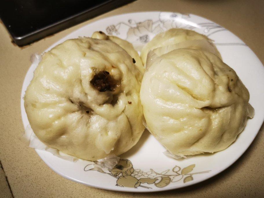 马蹄猪肉包子