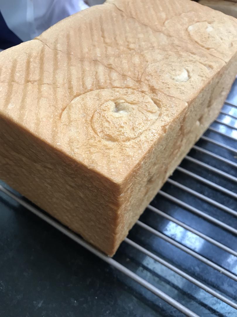南瓜拉丝吐司
