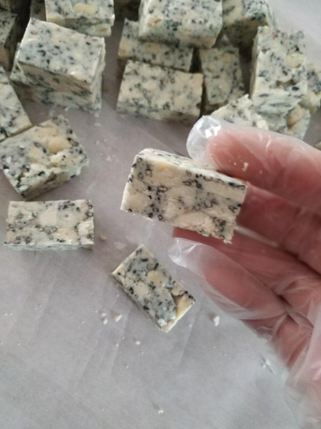 《Tinrry下午茶》教你做熬糖版牛轧糖