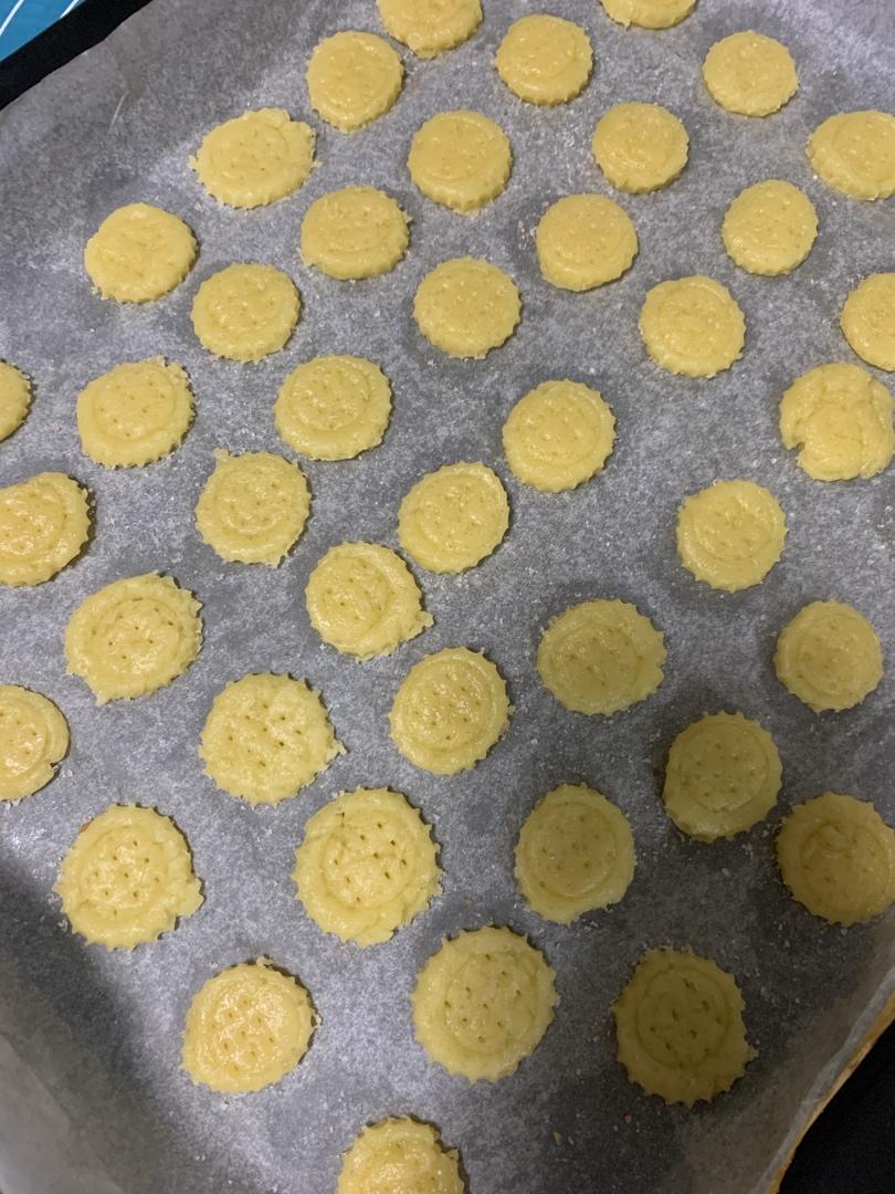 自制网红饼干-日式海盐小饼干（日式小圆饼干）