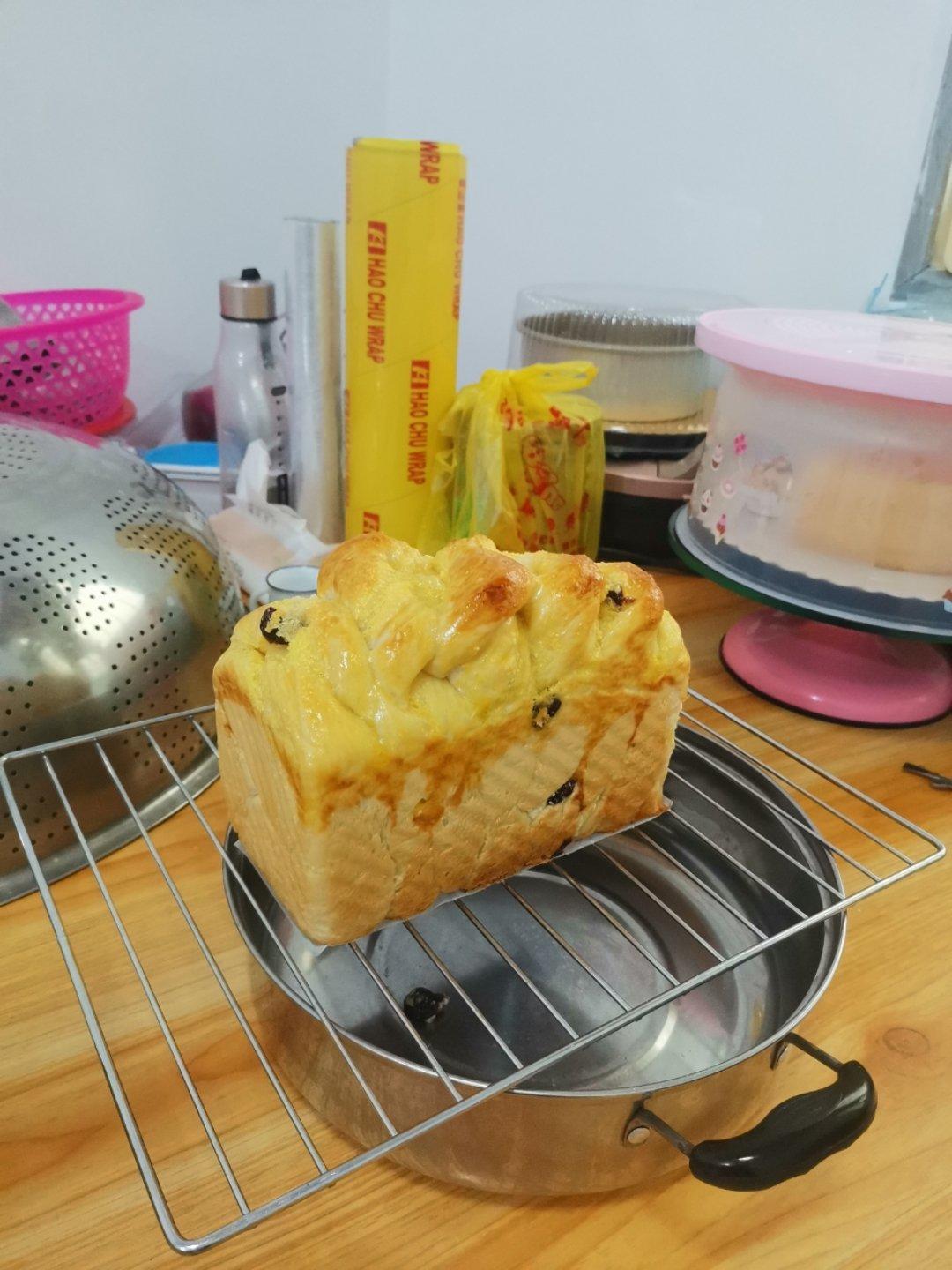 手撕蔓越莓炼乳吐司