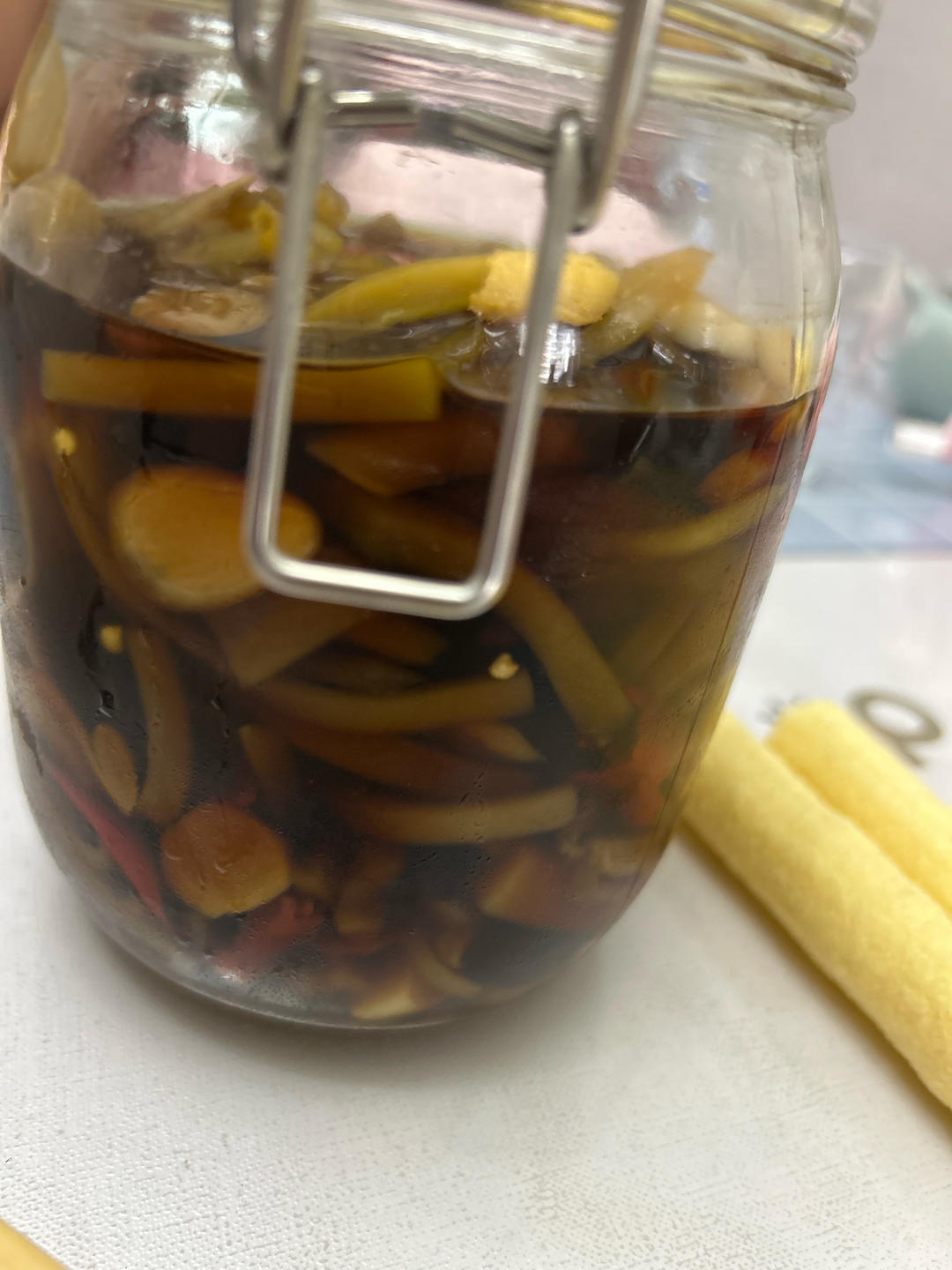 今天买了10斤莴笋回来做脆腌莴笋