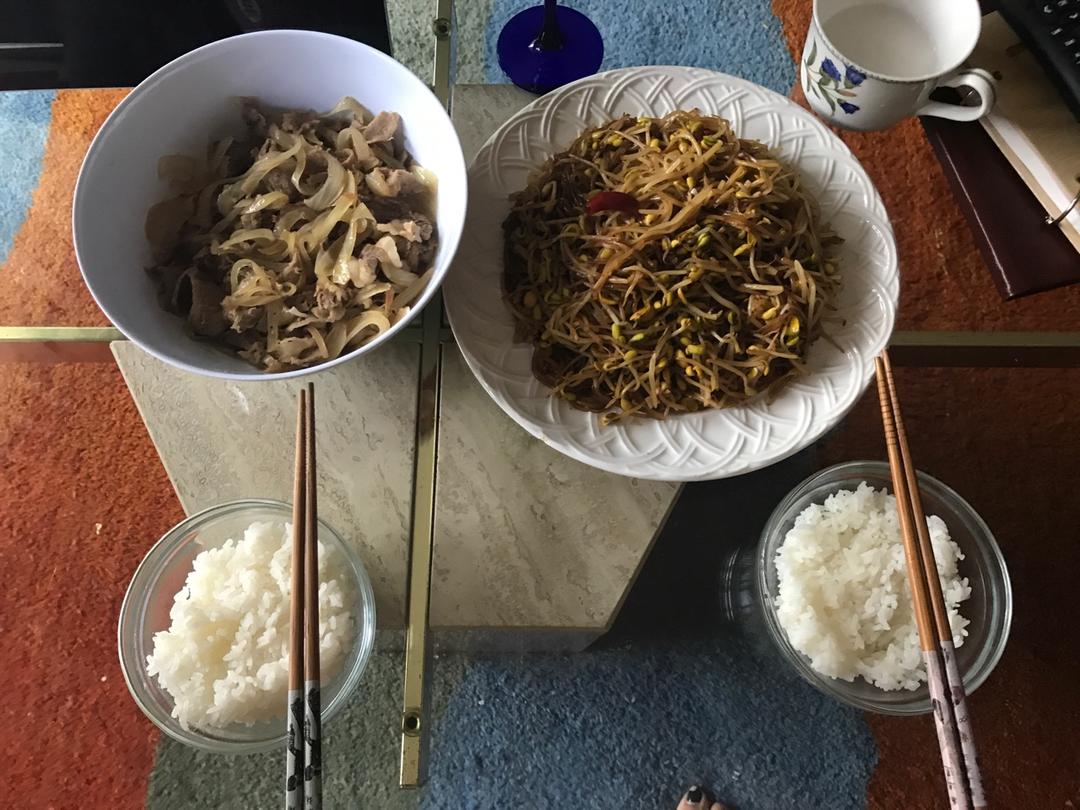 豆芽炒粉丝